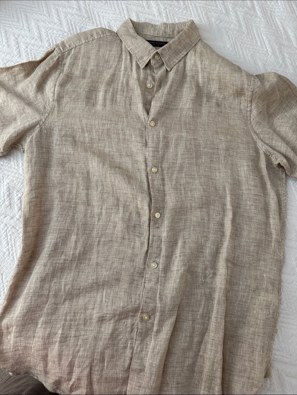 Banana Republic Beige Linen Short-Sleeve Button-Down Shirt